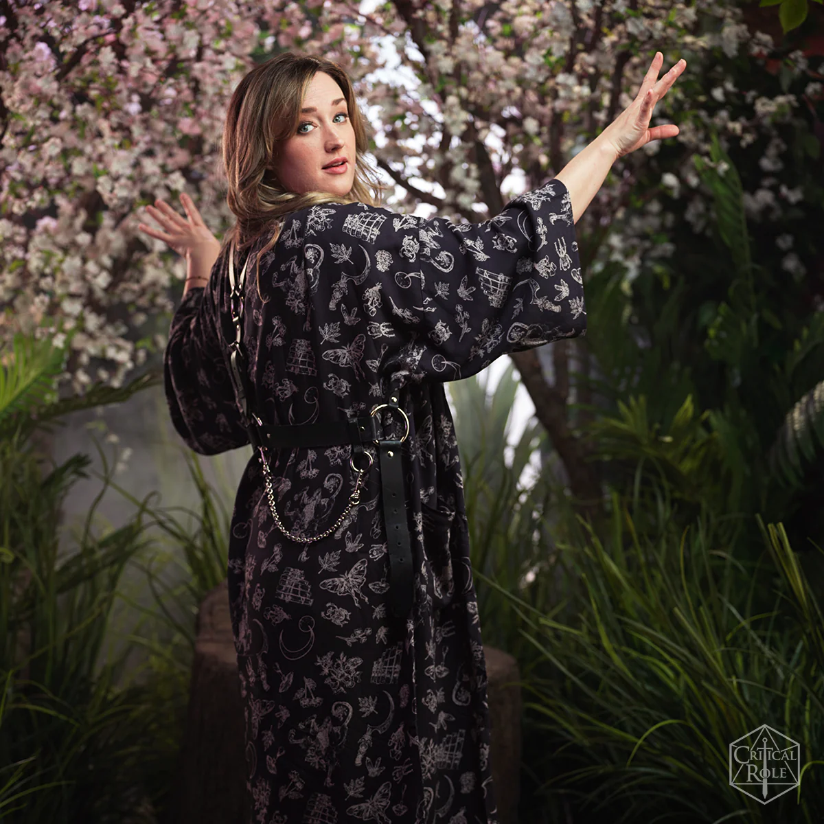 Bells Hells Collection: Fearne Calloway Duster Kimono - Image 6